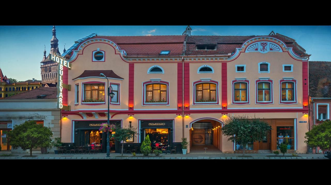 Отель Hotel Bulevard Sighisoara Сигишоара-4