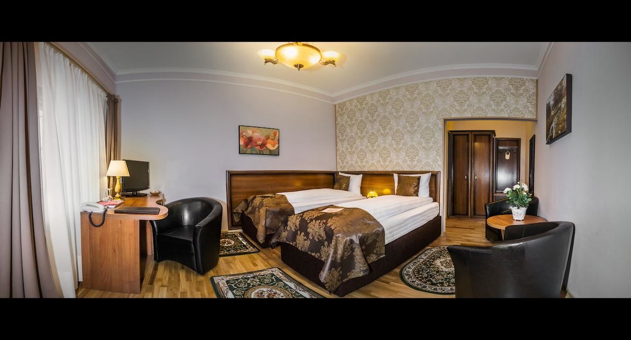 Отель Hotel Bulevard Sighisoara Сигишоара