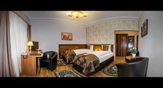 Отель Hotel Bulevard Sighisoara Сигишоара Стандартный двухместный номер с 1 кроватью или 2 отдельными кроватями-4