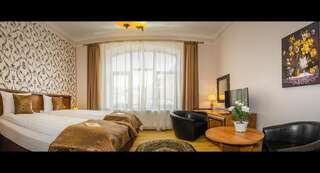 Отель Hotel Bulevard Sighisoara Сигишоара Стандартный двухместный номер с 1 кроватью или 2 отдельными кроватями-2